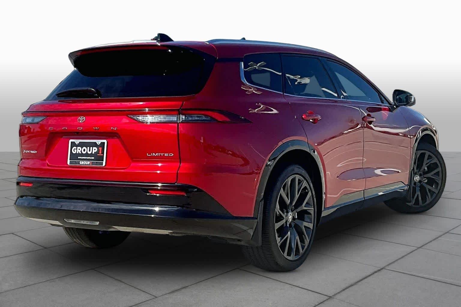 Used 2025 Finish Line Red Toyota Limited image 12