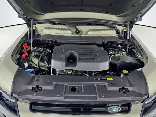 Certified Used 2025 Green Land Rover X-Dynamic SE image 30