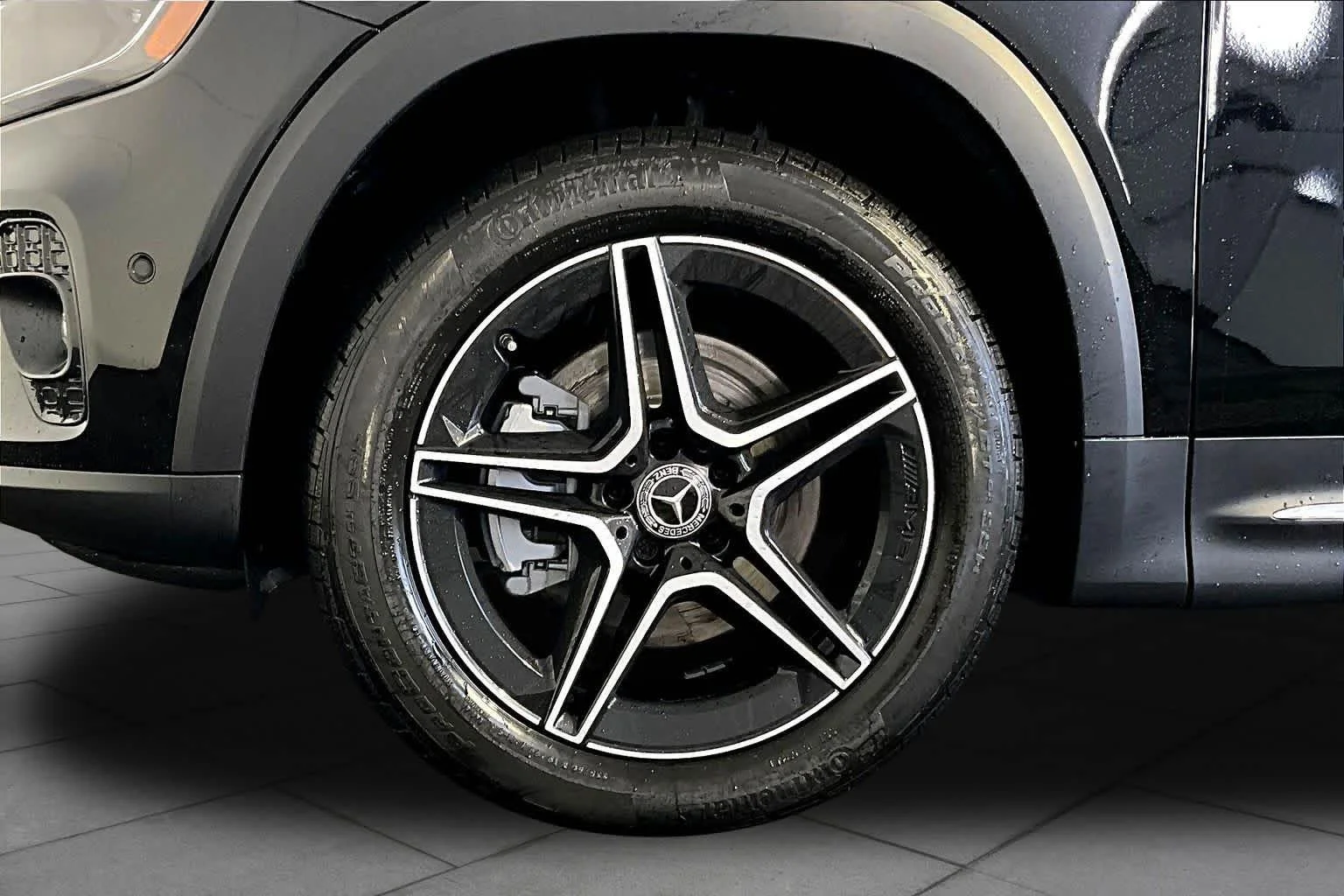 New 2026 Night Black Mercedes-Benz GLB 250 image 17