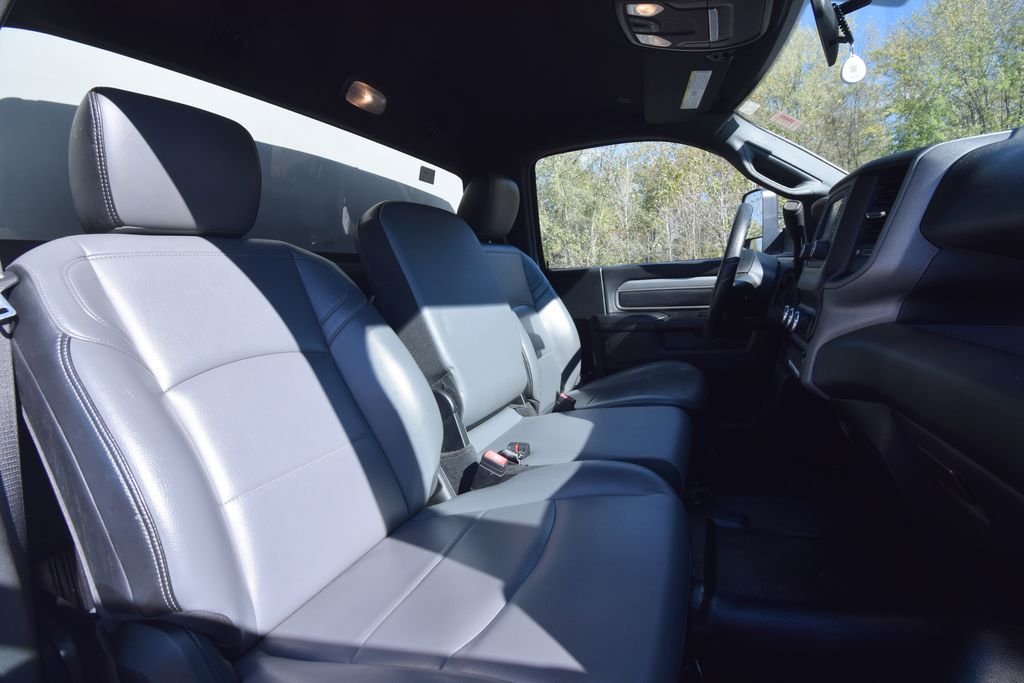 Used 2022 Bright White Clearcoat RAM Tradesman image 17