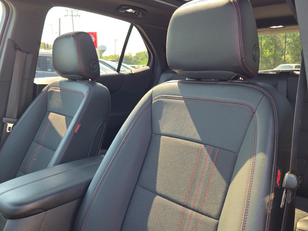 Used 2023 Gray Chevrolet RS image 22