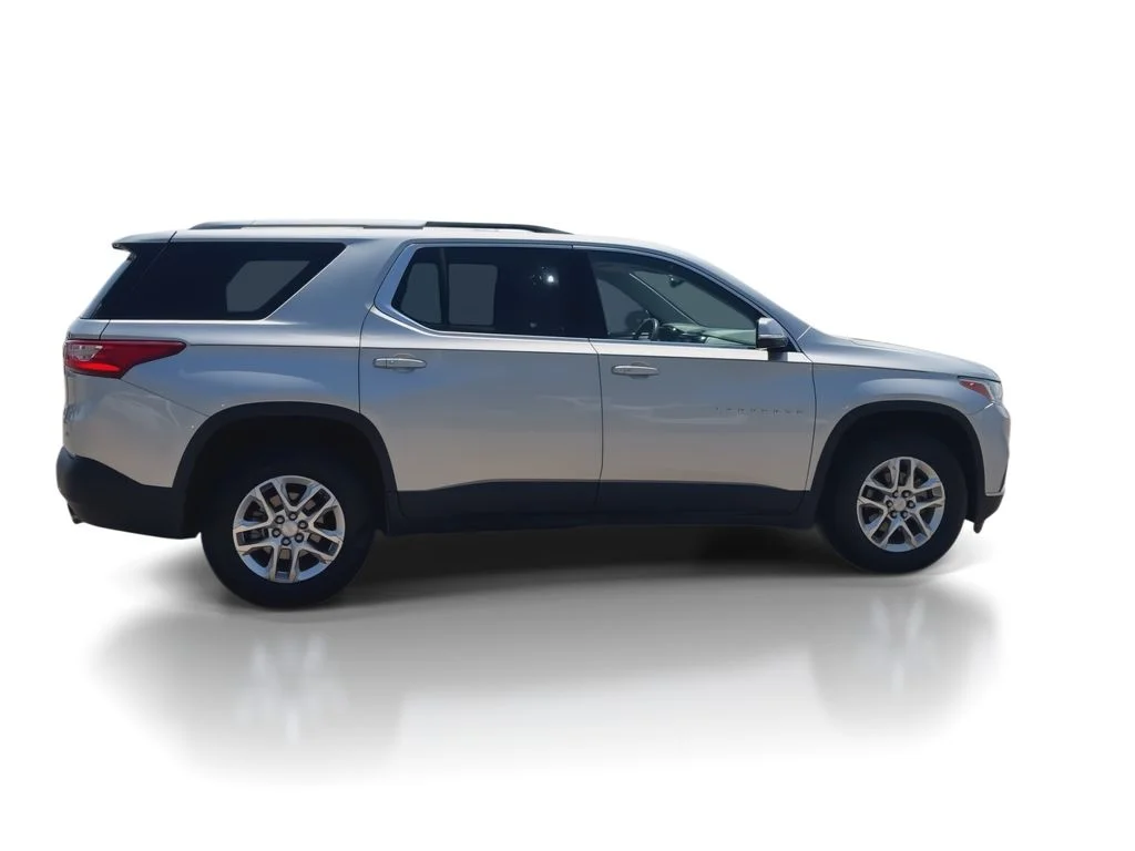 Used 2018 Silver Chevrolet LT image 9