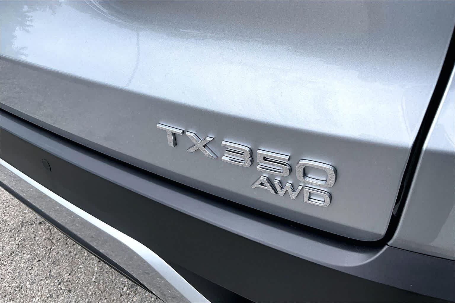 Certified Used 2025 CELESTIAL SILVER Lexus Premium image 10