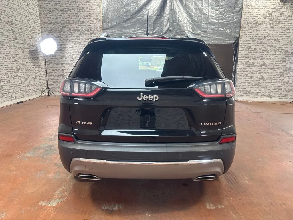 Used 2021 Black Jeep Limited image 6