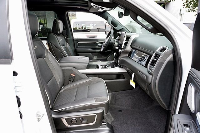 New 2026 Bright White Clear-Coat Exterior Paint RAM Laramie image 15