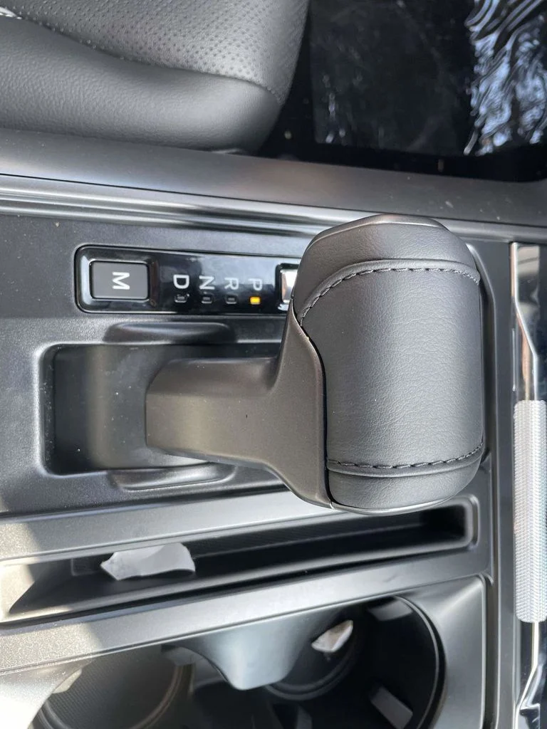 New 2026 Iconic Silver Metallic Ford Lariat® image 17