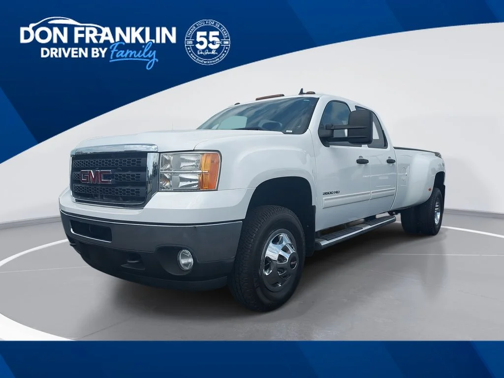 2011 GMC Sierra 4WD Crew Cab 8ft SLE DRW's photo
