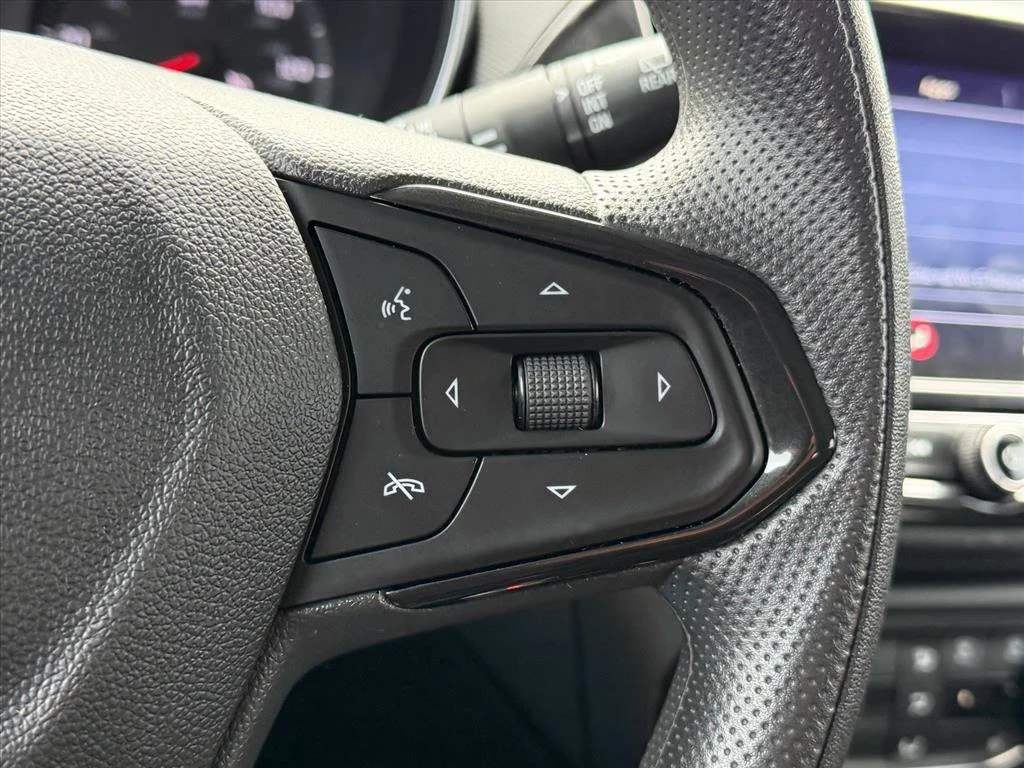 Used 2023 White Chevrolet LT image 20