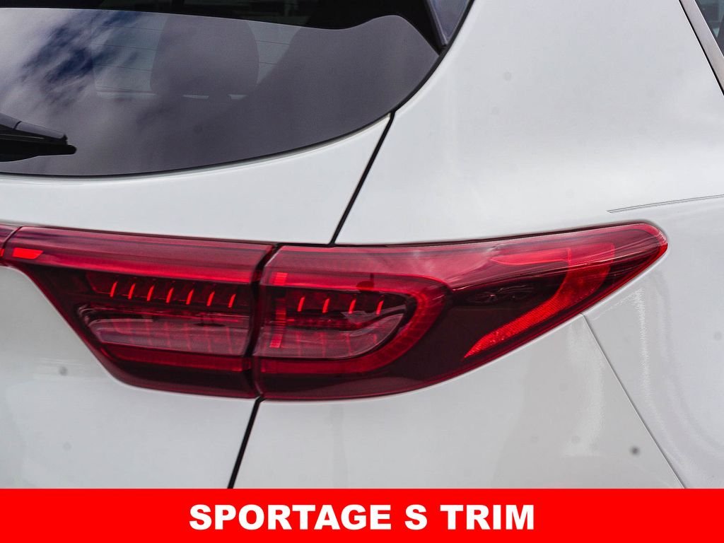 Used 2021 White Kia S image 7