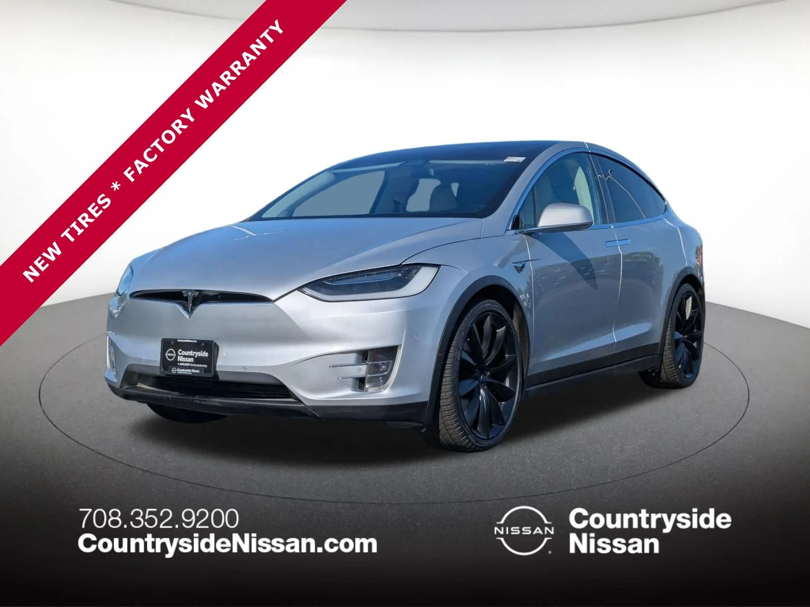 Used 2018 Silver Tesla 75D image 1