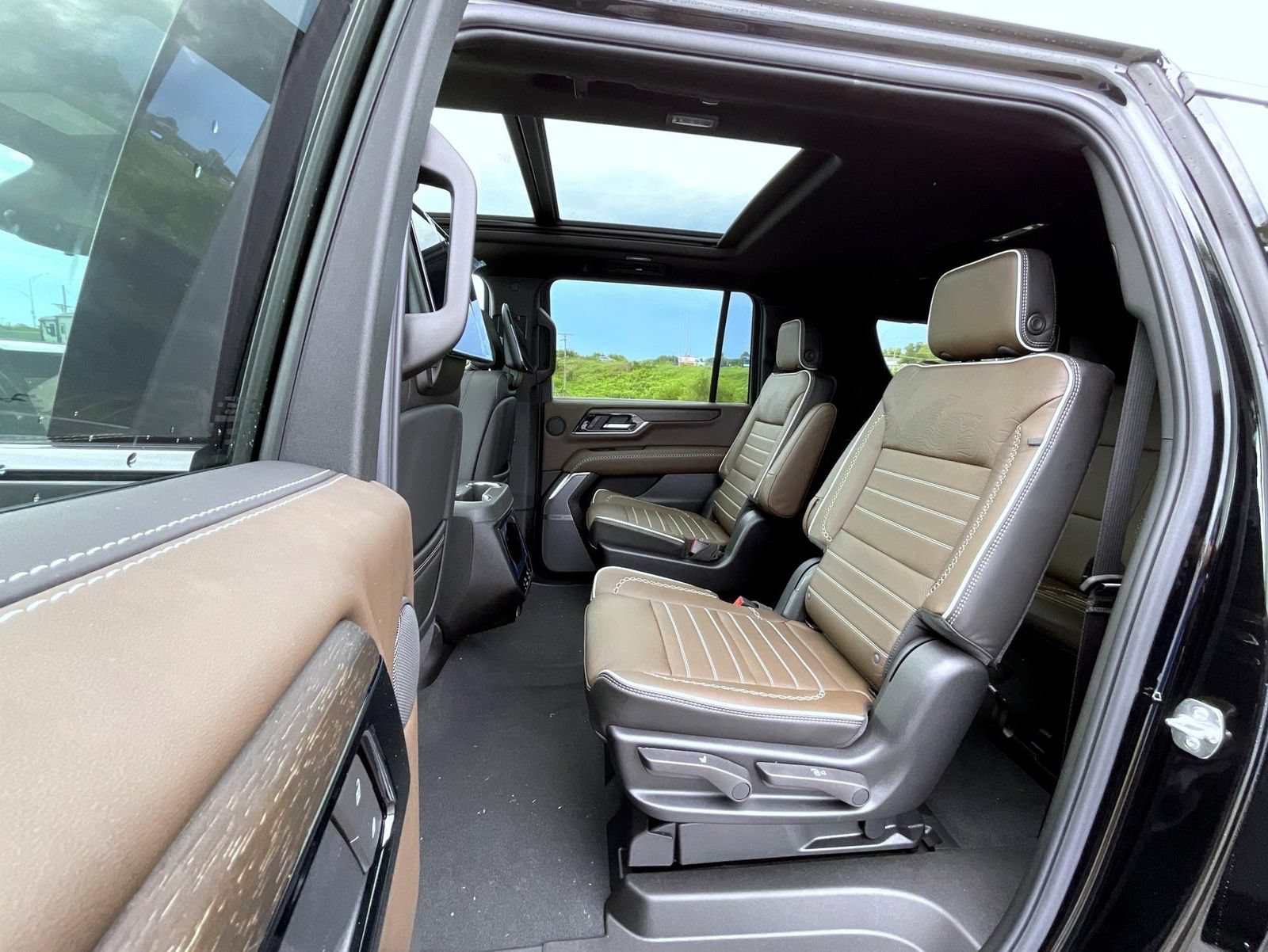 2026 GMC Yukon XL Denali Ultimate - Photo 19