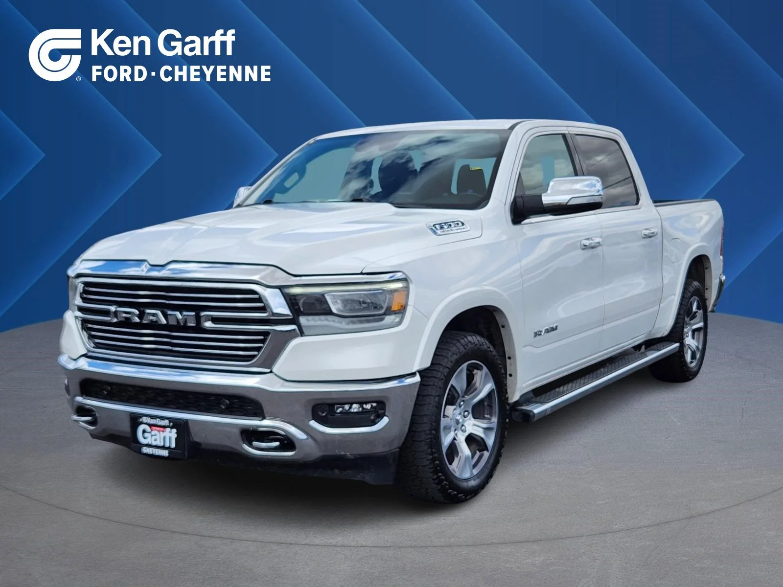 2022 RAM 1500 Laramie 4x4 Crew Cab 5'7's photo