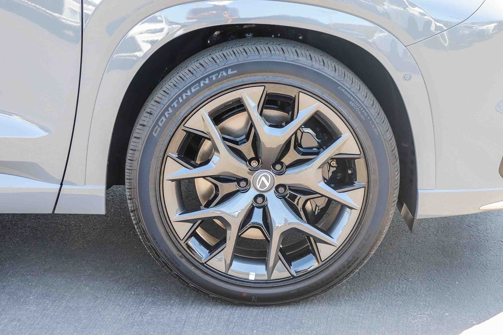 2026 Lexus TX 500h F-Sport Premium - Photo 10