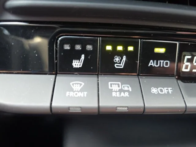 Used 2025 Black Toyota XLE image 20