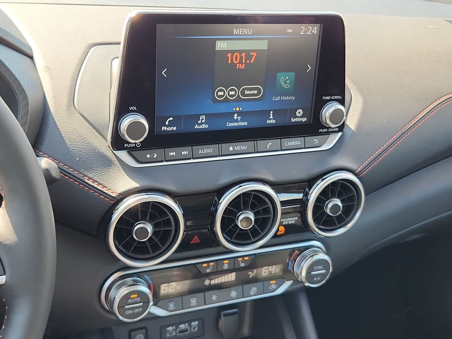 2025 Nissan Sentra SR - Photo 14