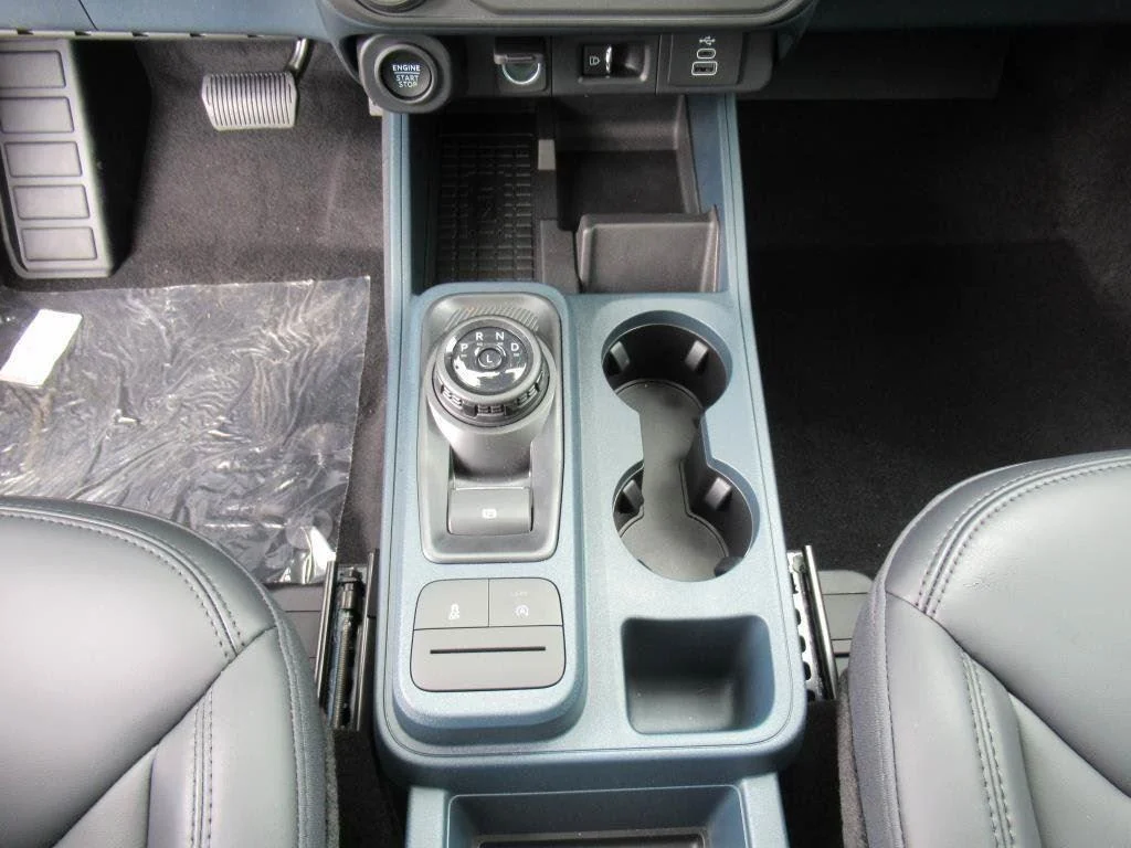 New 2025 Desert Sand Ford Lariat® image 22