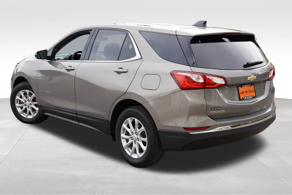 Certified Used 2018 Pepperdust Metallic Chevrolet LT image 7