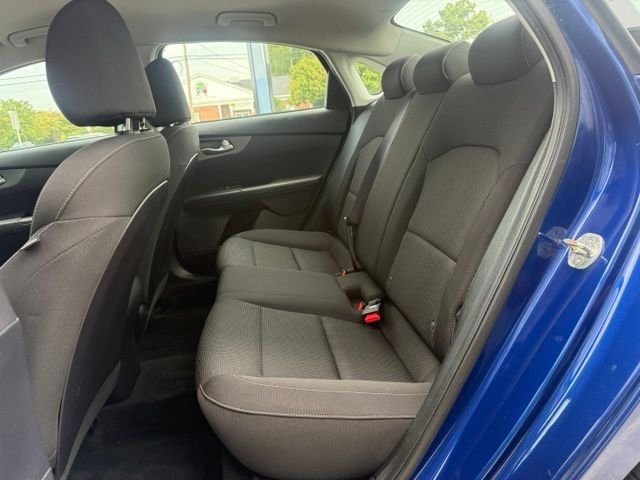 Used 2020 Blue Kia LXS image 14