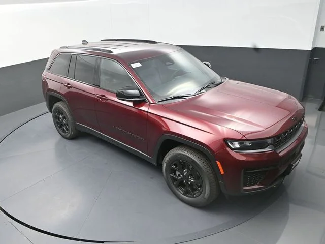 New 2026 Velvet Red Pearlcoat Jeep Altitude image 11