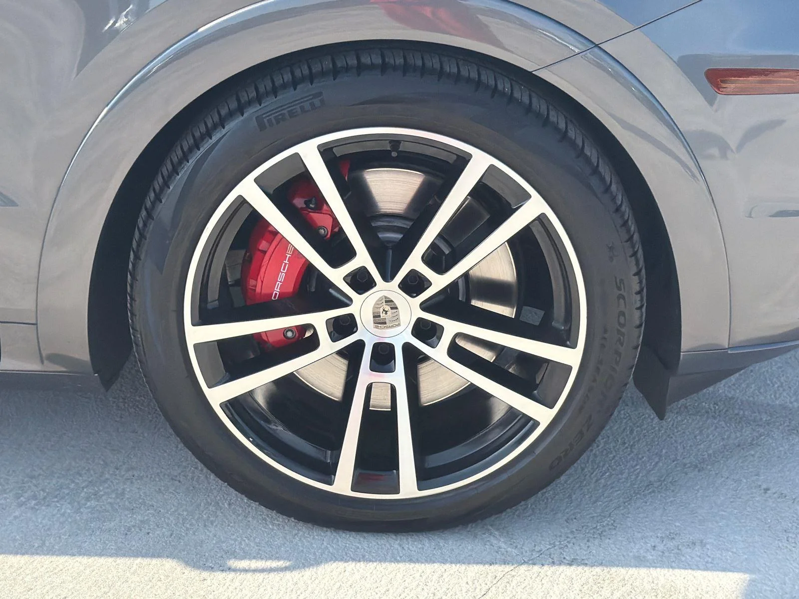 Used 2024 Black Porsche S E-Hybrid image 12