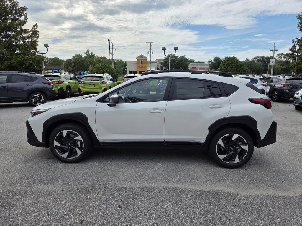 New 2026 CRYSTAL WHITE PEARL Subaru Limited image 5
