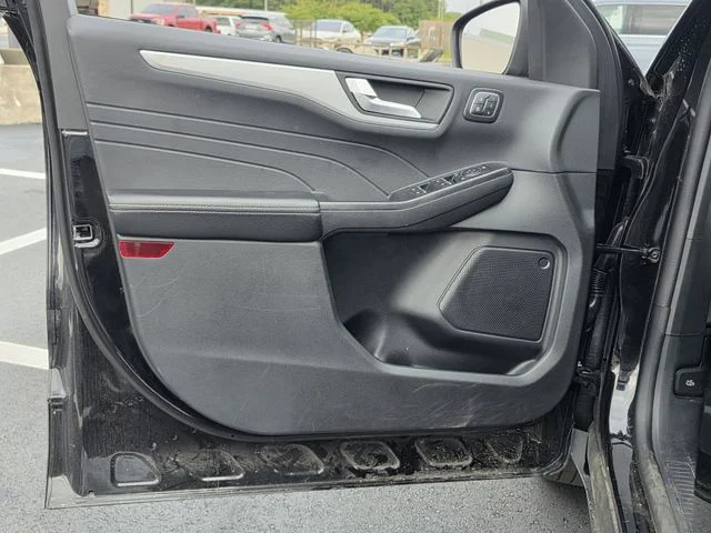Certified Used 2025 Black Metallic Ford Platinum image 15