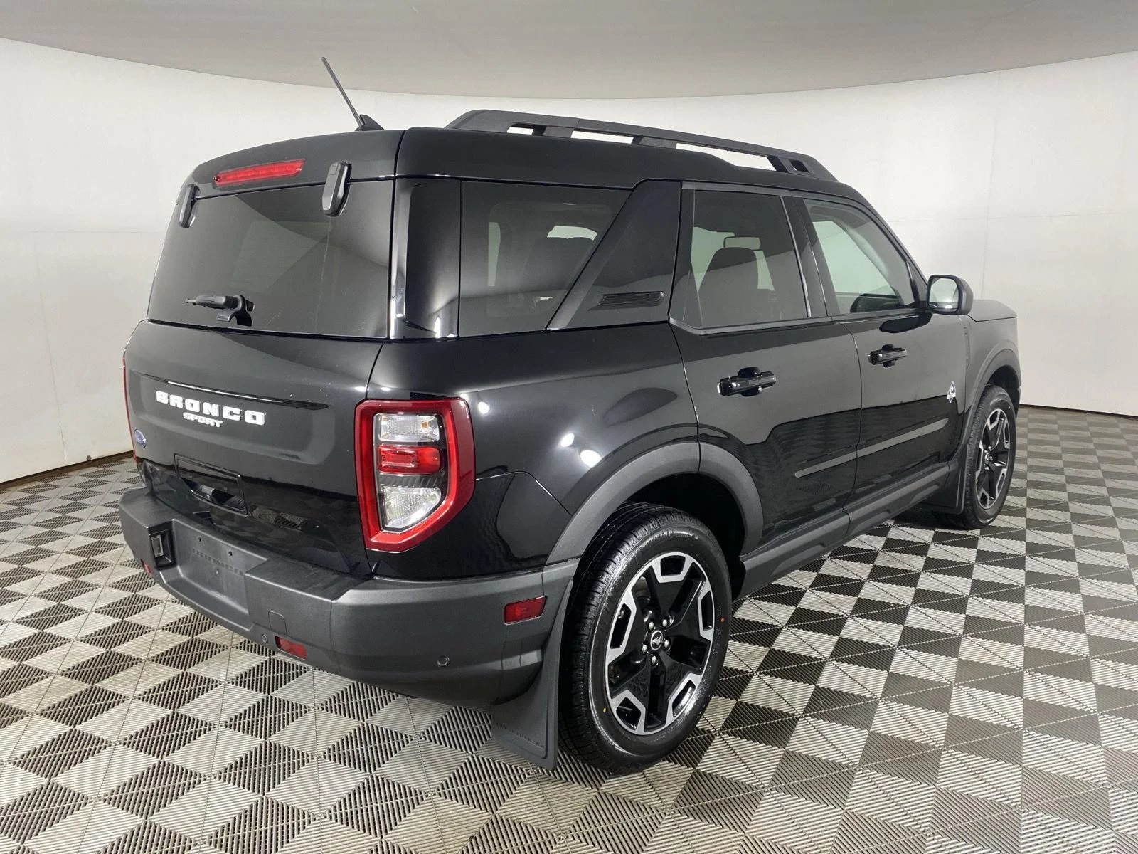 Used 2023 Shadow Black Ford Outer Banks image 10