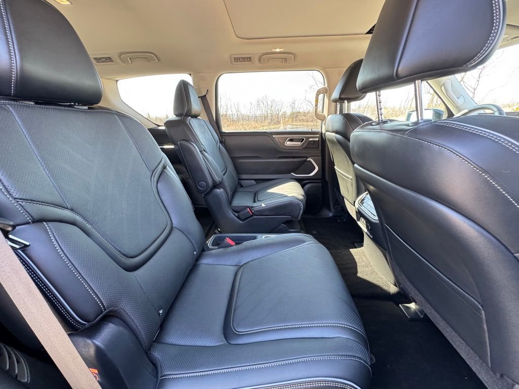 Certified Used 2026 Black Obsidian INFINITI LUXE image 26