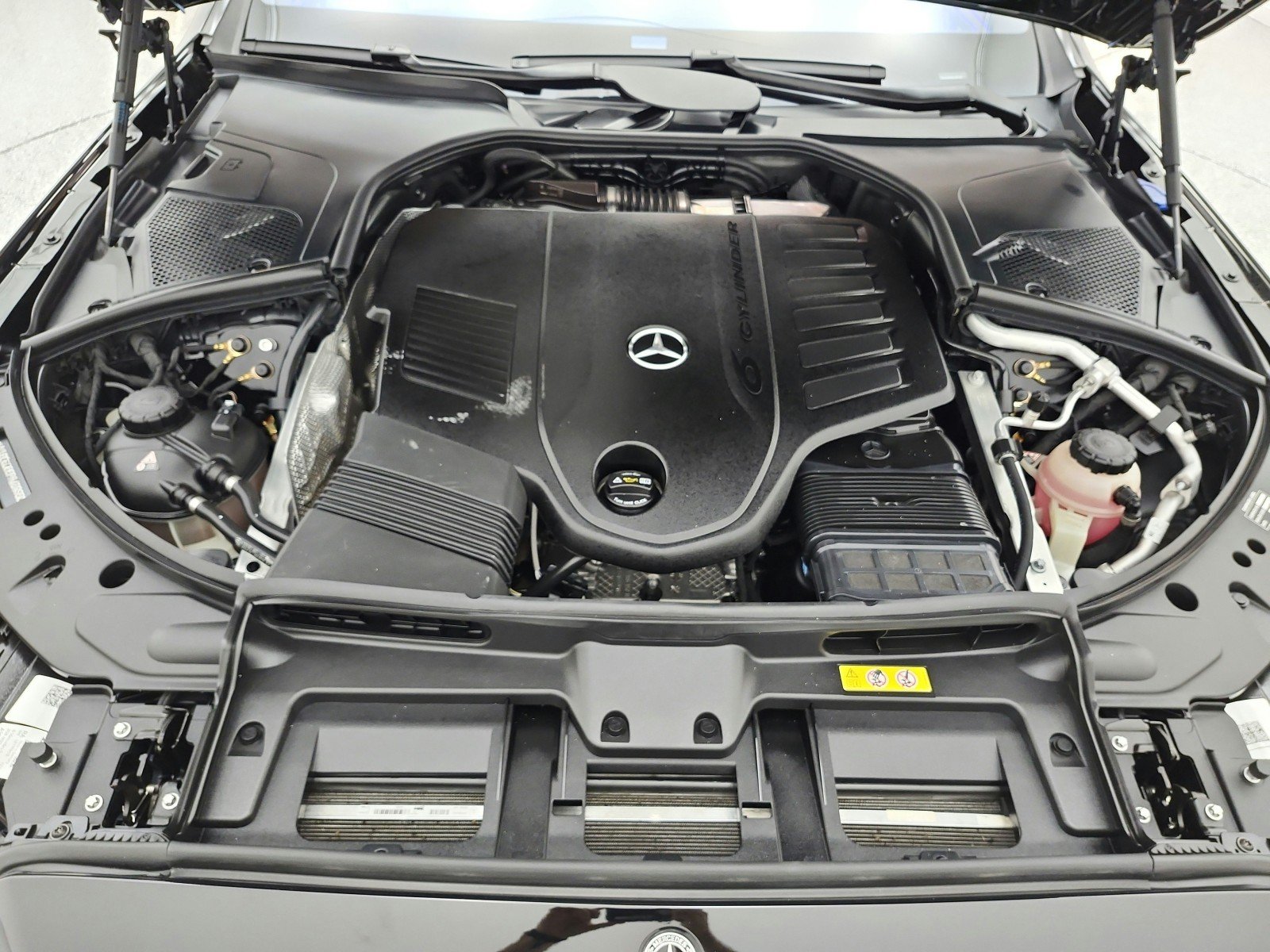 Used 2023 Black Mercedes-Benz S 500 4MATIC® Sedan image 16
