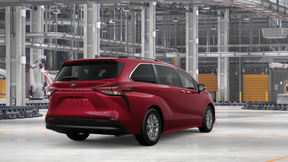 New 2026 Ruby Flare Pearl Toyota XLE image 9