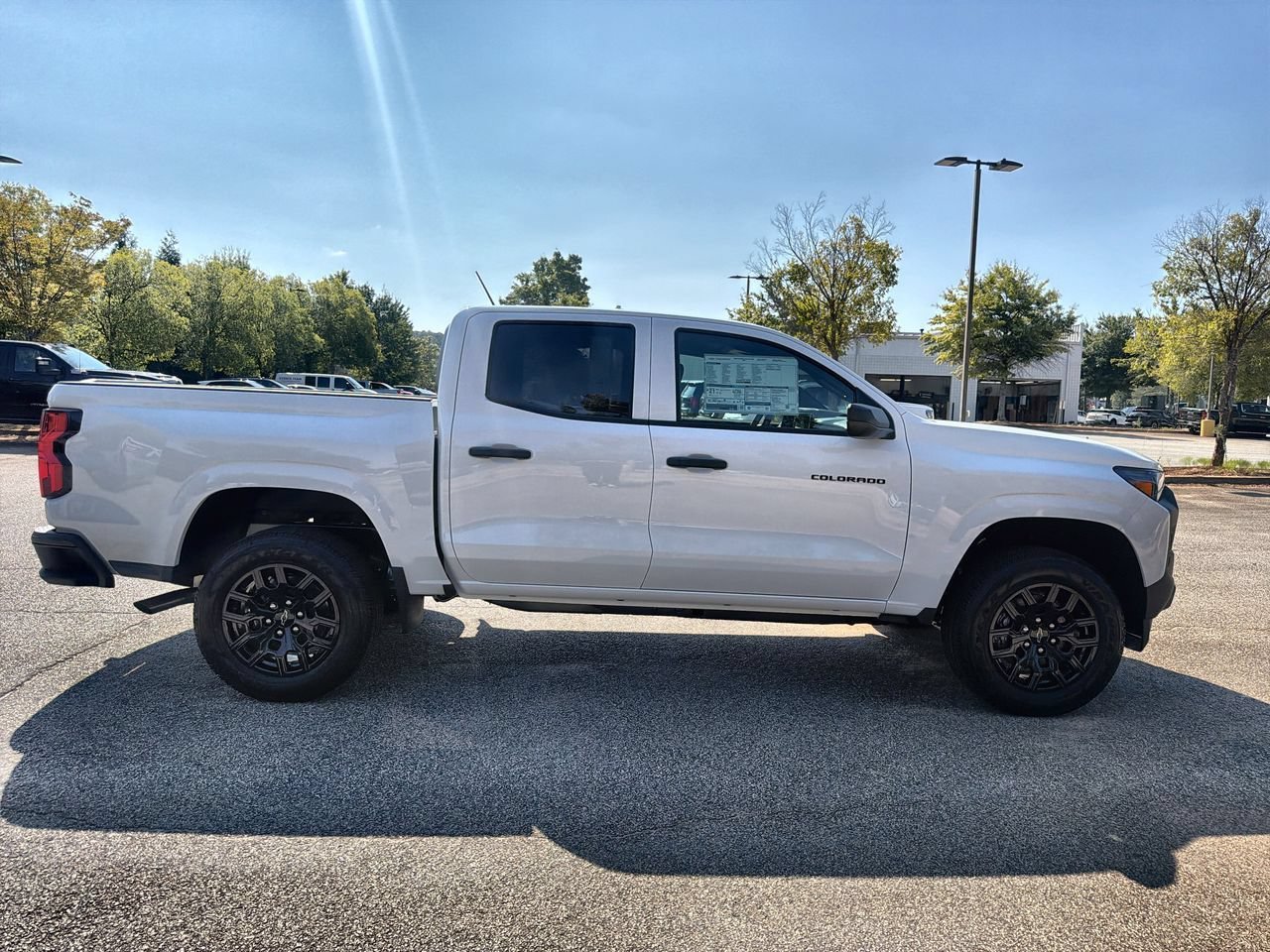 New 2026 Summit White Chevrolet WT image 9
