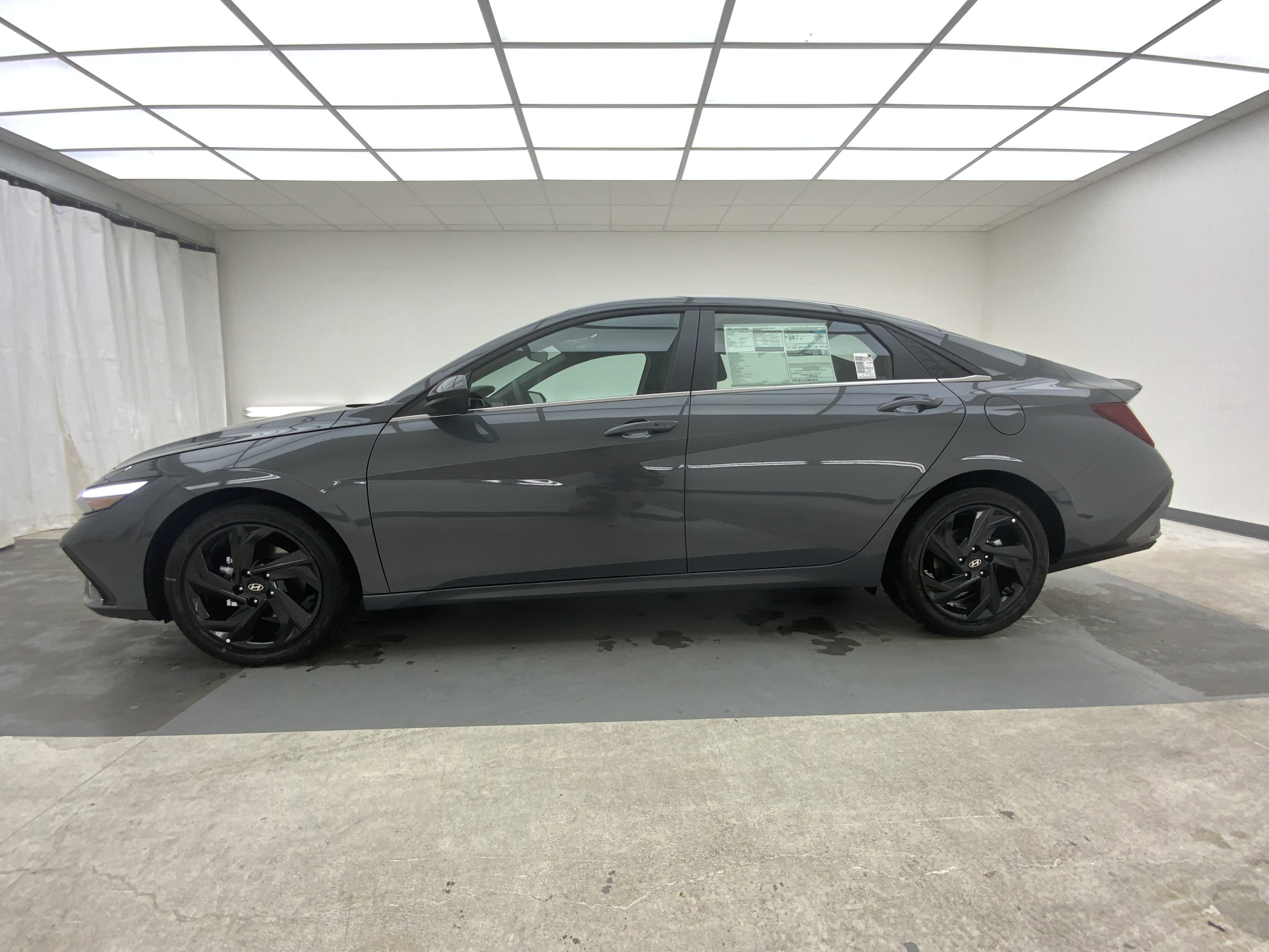 New 2026 Ecotronic Gray Hyundai SEL Sport Premium image 2