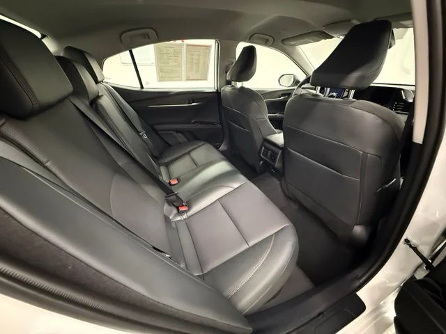 Certified Used 2025 Beige Toyota XLE image 29