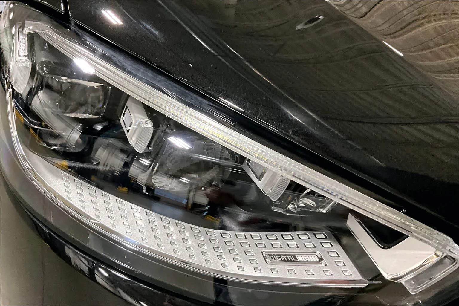 2025 Mercedes-Benz S-Class S 63 - Photo 17