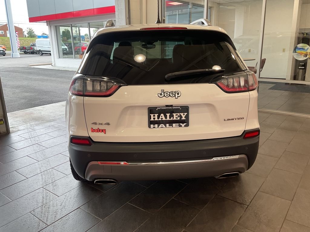 Used 2021 White Jeep Limited image 7