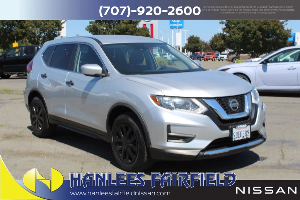 Used 2020 Silver Nissan S image 5