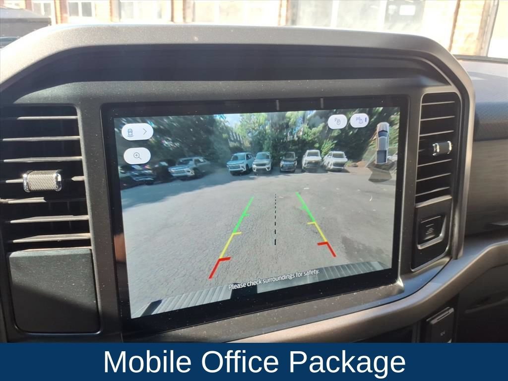 Used 2025 Gray Ford XLT image 3