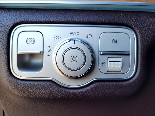 Used 2022  Mercedes-Benz GLS 450 image 15