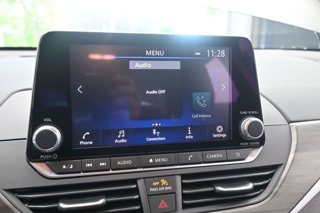 2025 Nissan Altima SV - Photo 10
