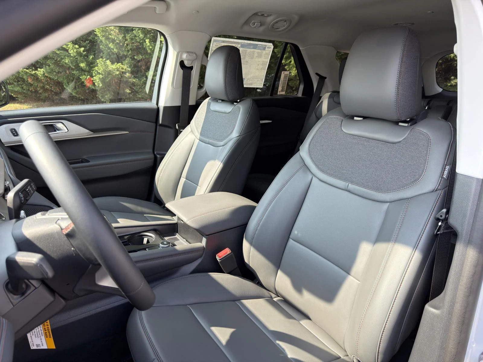 New 2026 Space White Metallic Ford Active image 7