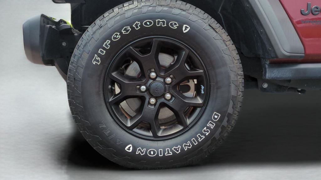 Used 2021  Jeep Unlimited Willys image 24