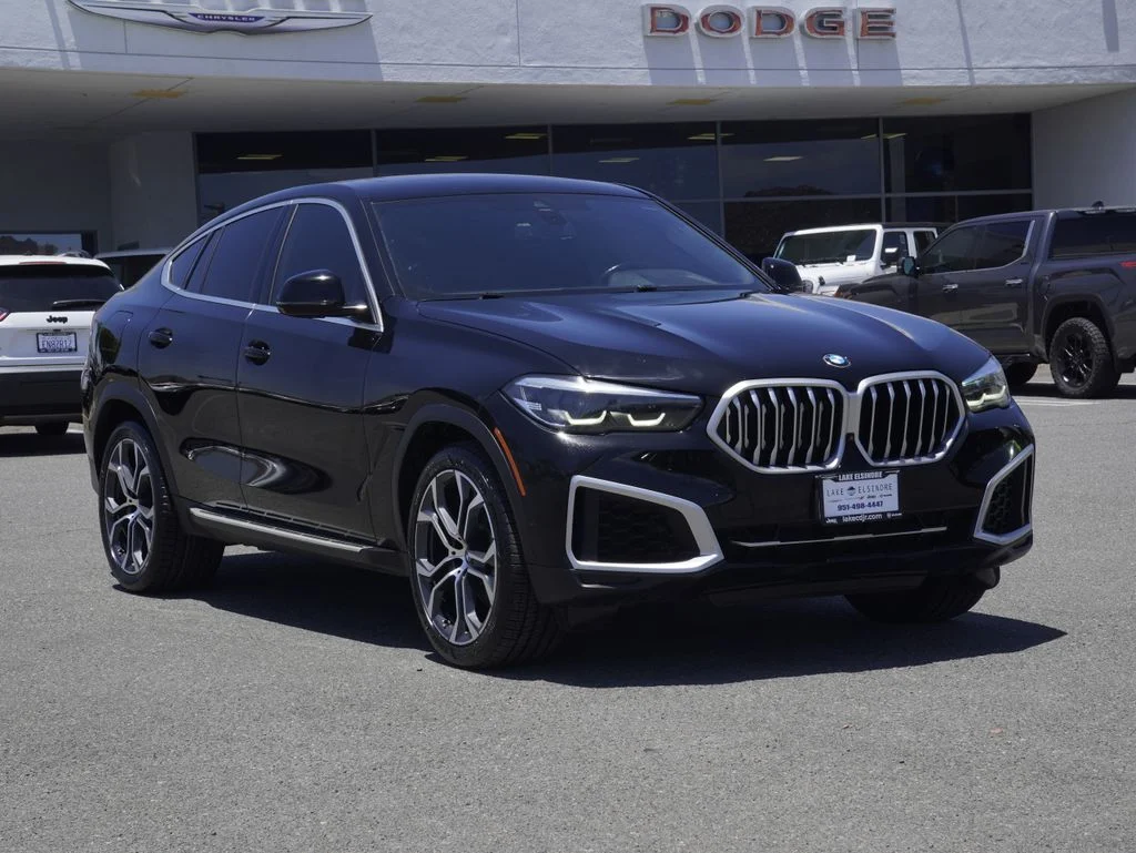 Certified Used 2022 Black BMW xDrive40i image 1