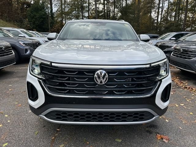 New 2026 Opal White Pearl Volkswagen 2.0T SE w/Technology image 2