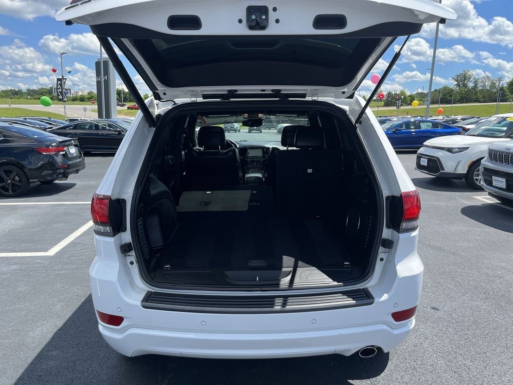 Used 2021 White Jeep Limited image 30