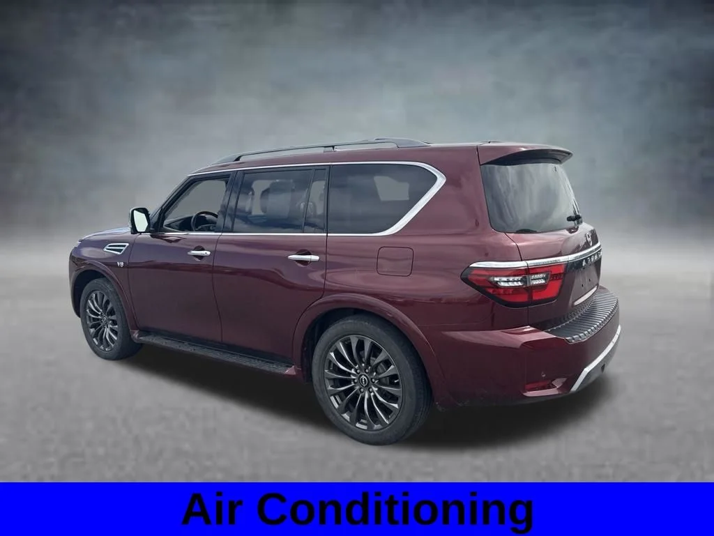 Used 2022 Coulis Red Nissan Platinum image 4