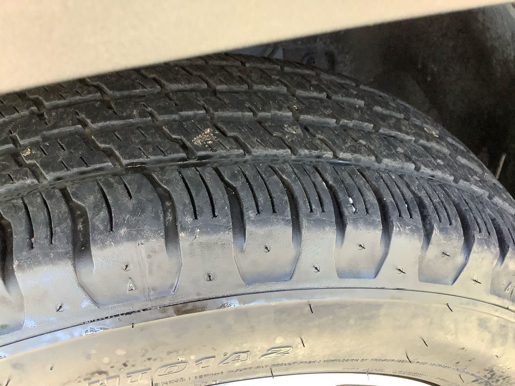 Used 2023 Blue Jeep Altitude image 22