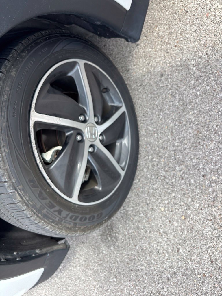 Used 2022 White Honda EX image 41