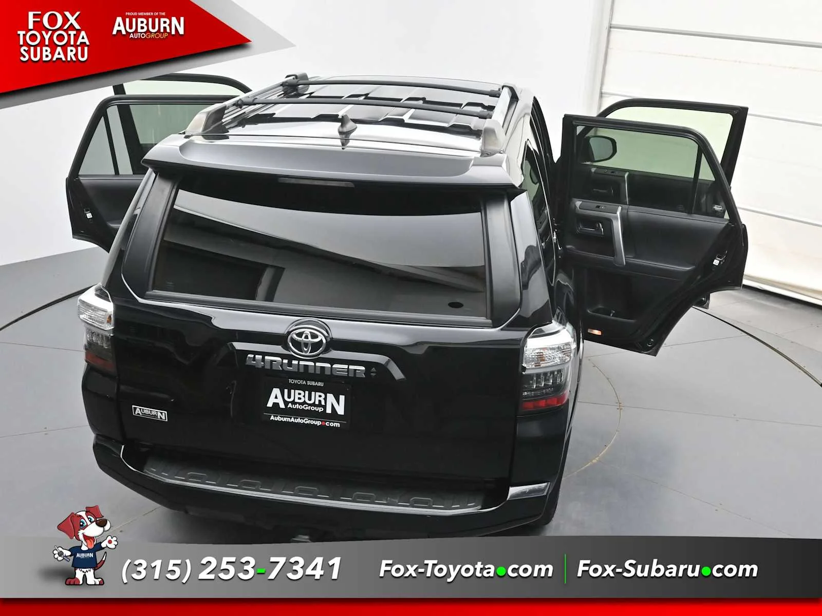 Used 2022 Midnight Black Metallic Toyota SR5 Premium image 37