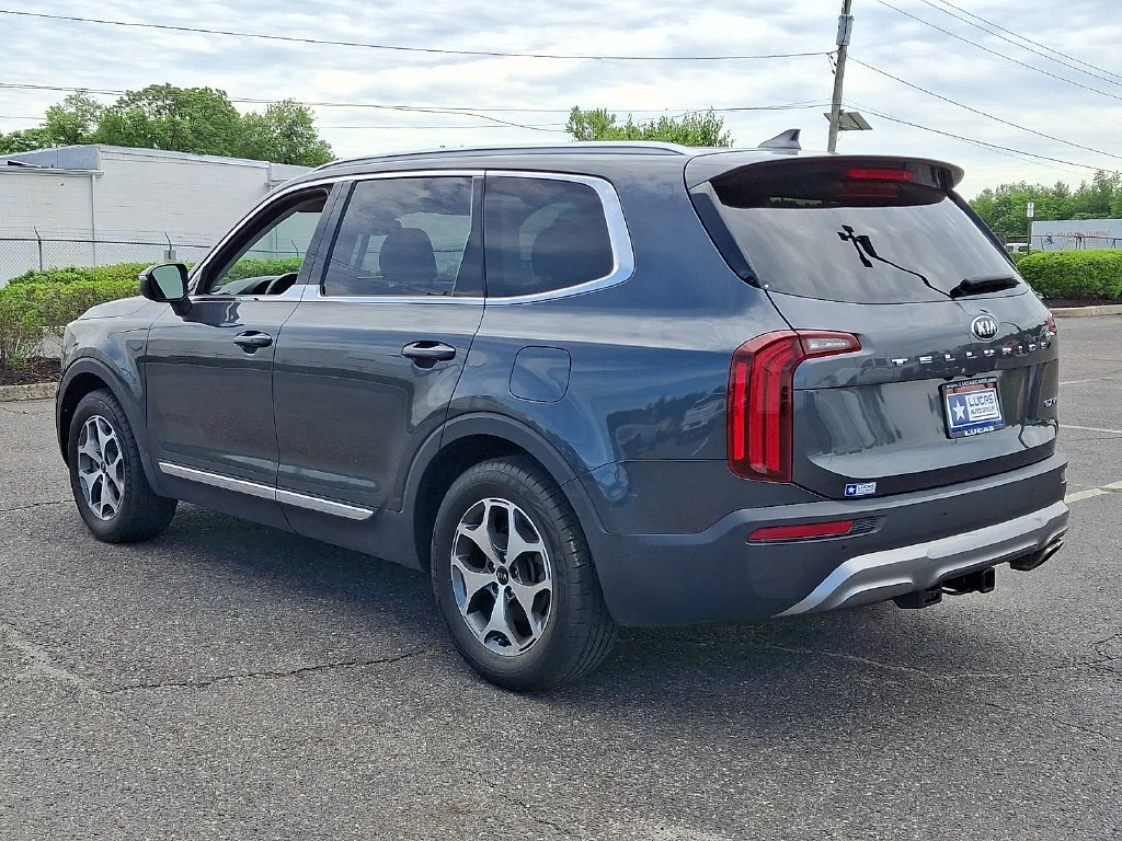 Used 2020 Gray Kia EX image 8