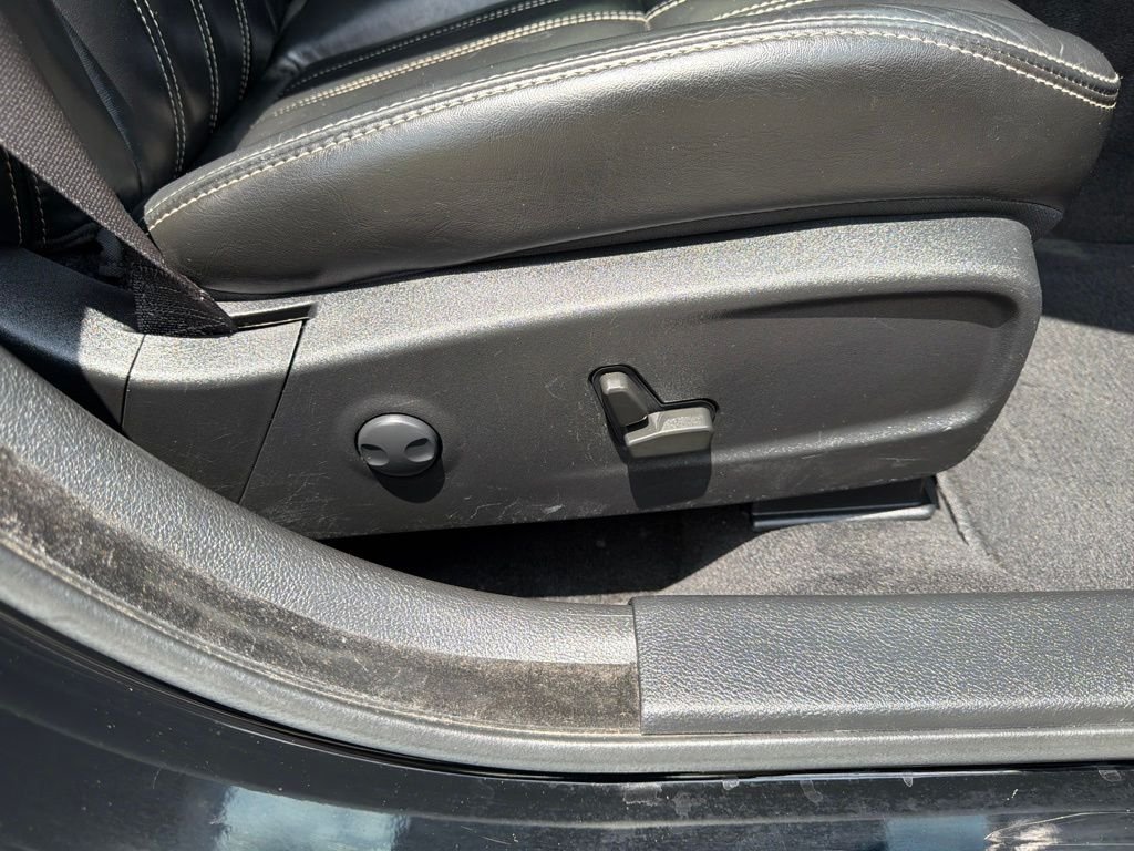 2022 Chrysler 300 S - Photo 14